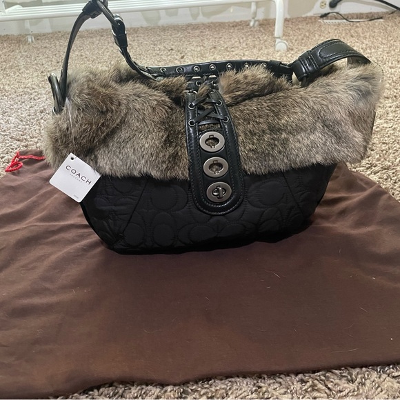 Authentic Coach Purse With Rabbit Fur - Picture 2 of 12